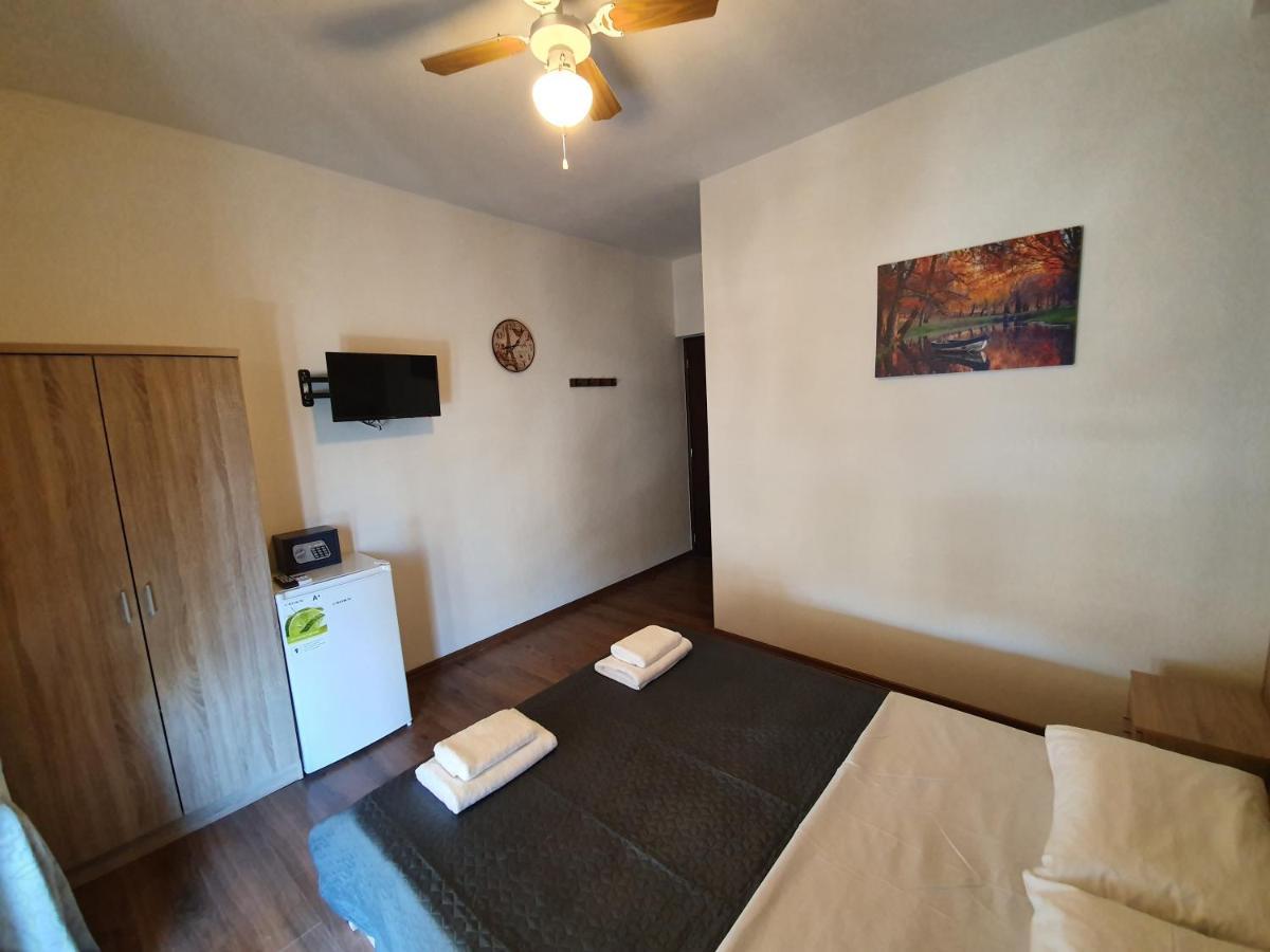 Athens Center Rooms Экстерьер фото